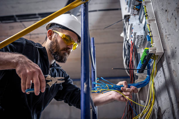 Best Local Electrician Companies  in Fox Point, WI